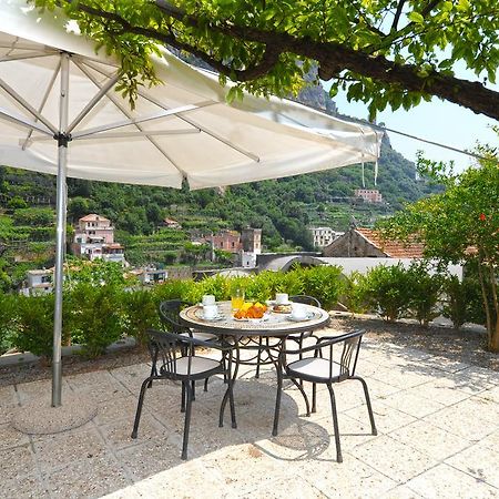 アマルフィ Relais San Basilio Conventoヴィラ 部屋 写真